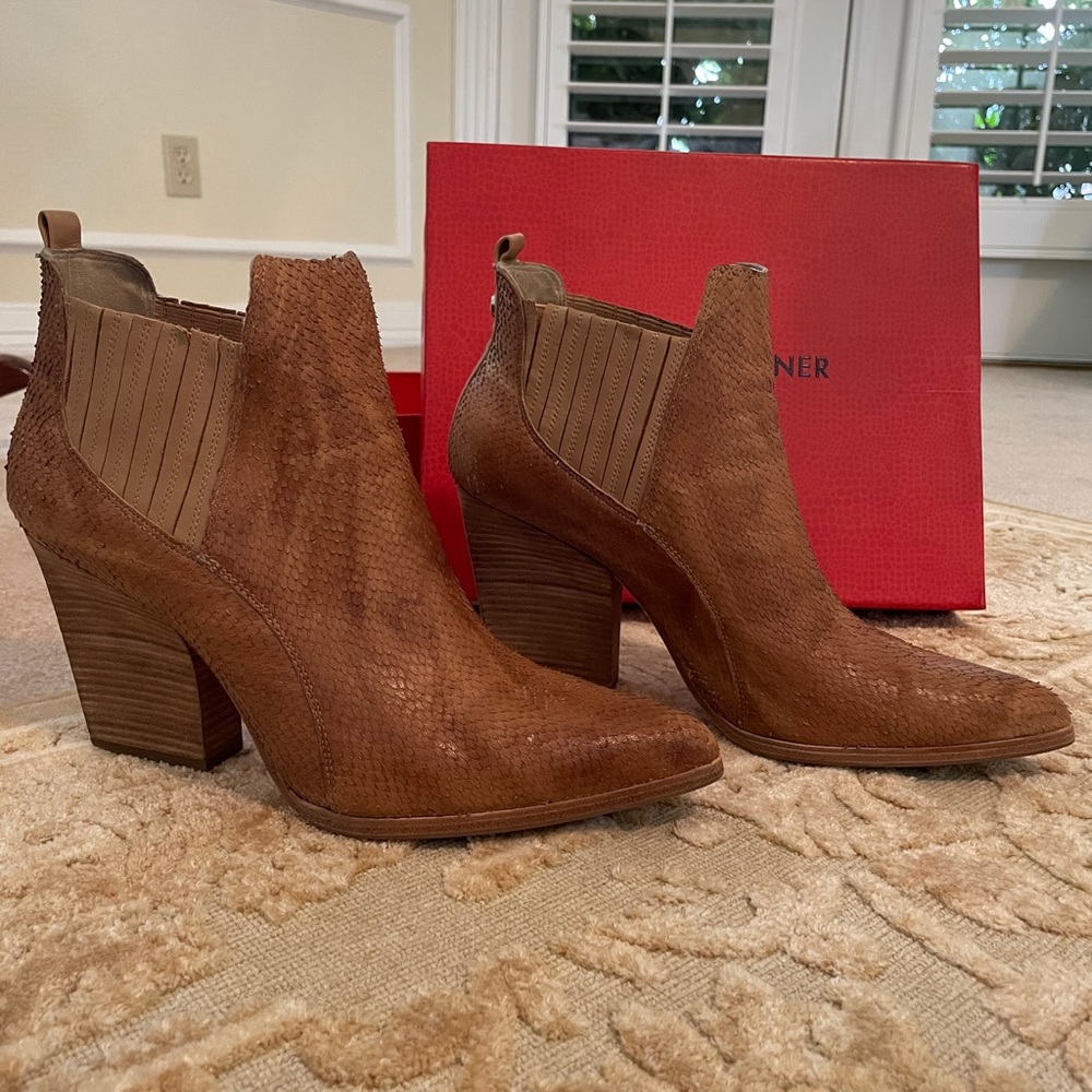 Donald J Pliner Vintage Cut Leather Boots